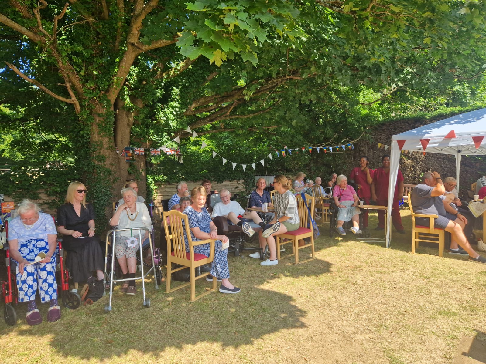 A group of people at a summer party